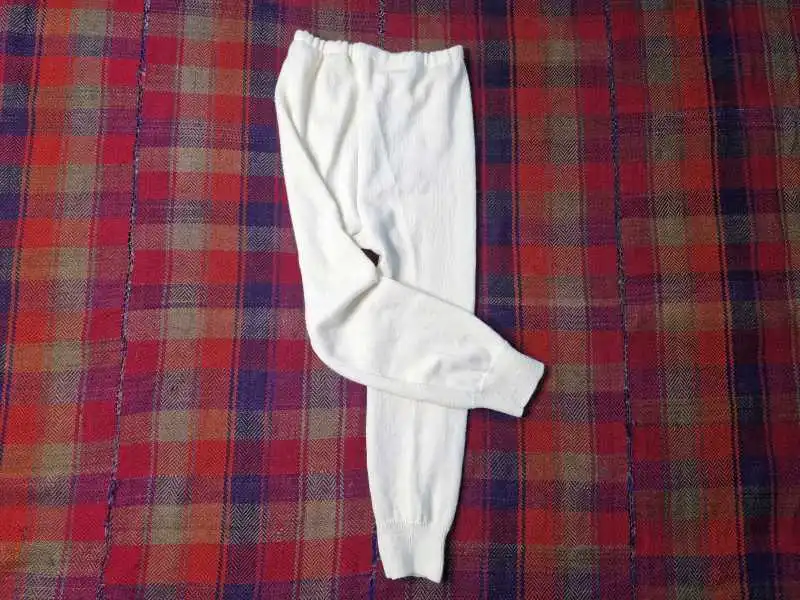 شلوار بافت از پشم طبیعی گوسفند (گرم کن پا و بدن)